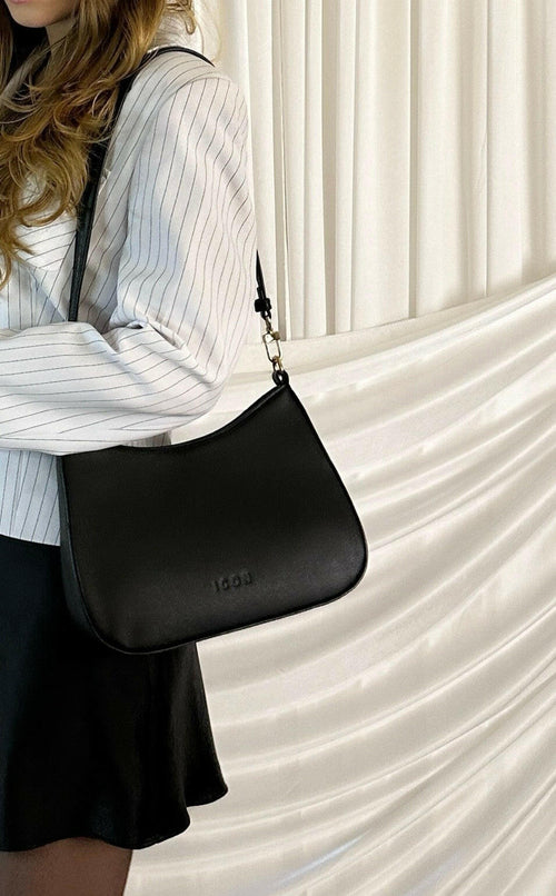 Arata Bag Black.