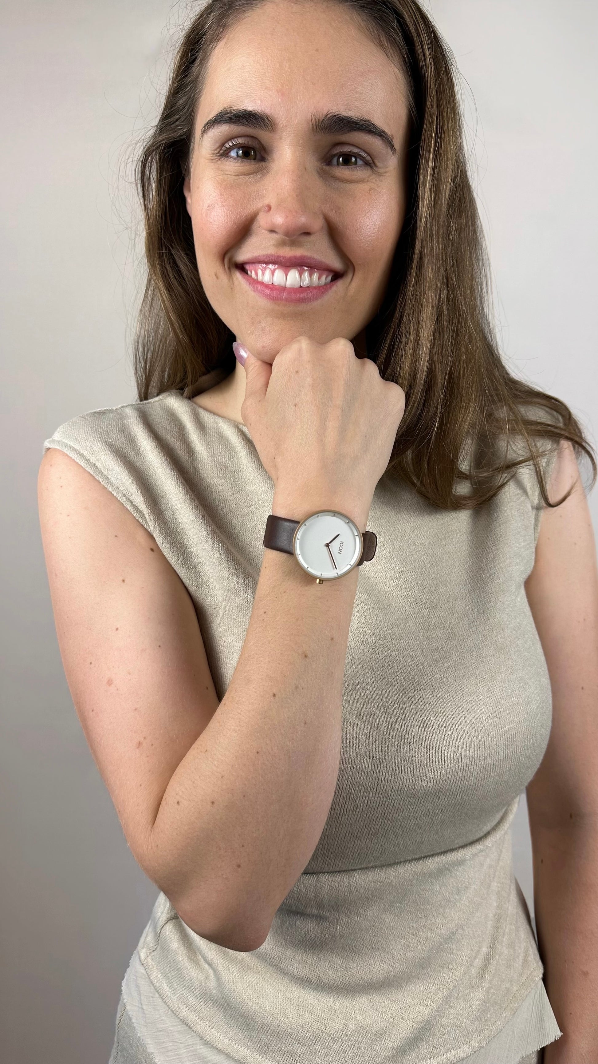 Brown ⏐ [RE] Apple Leather