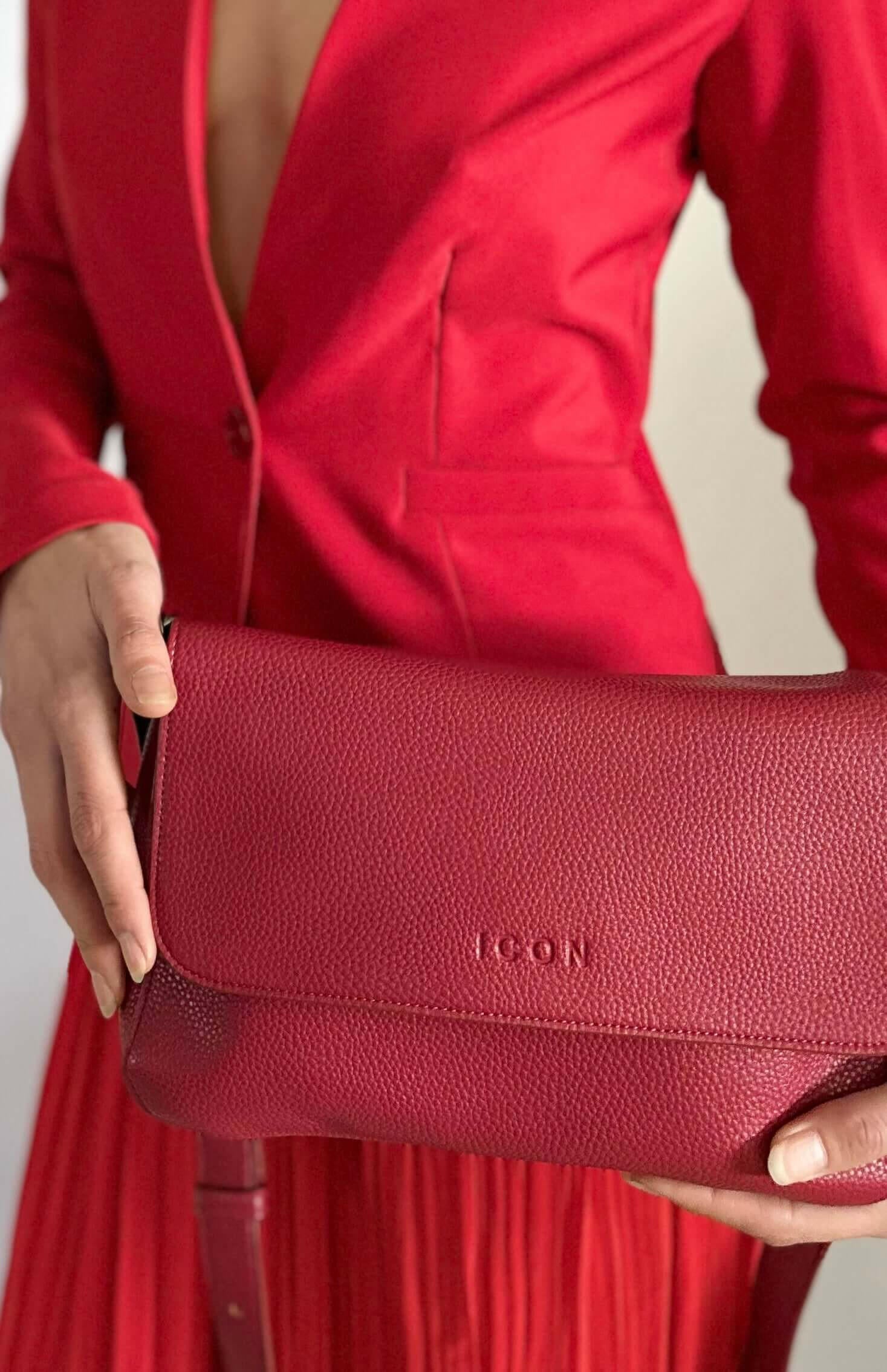 Gracie Bag Red.