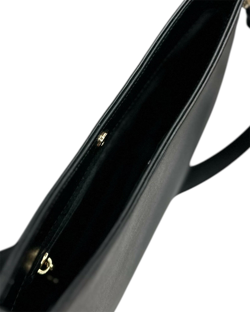 Arata Bag Black.